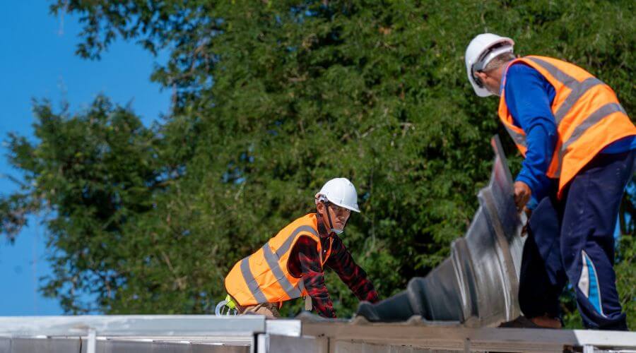 Professional new roof installation services in Lakemore, OH